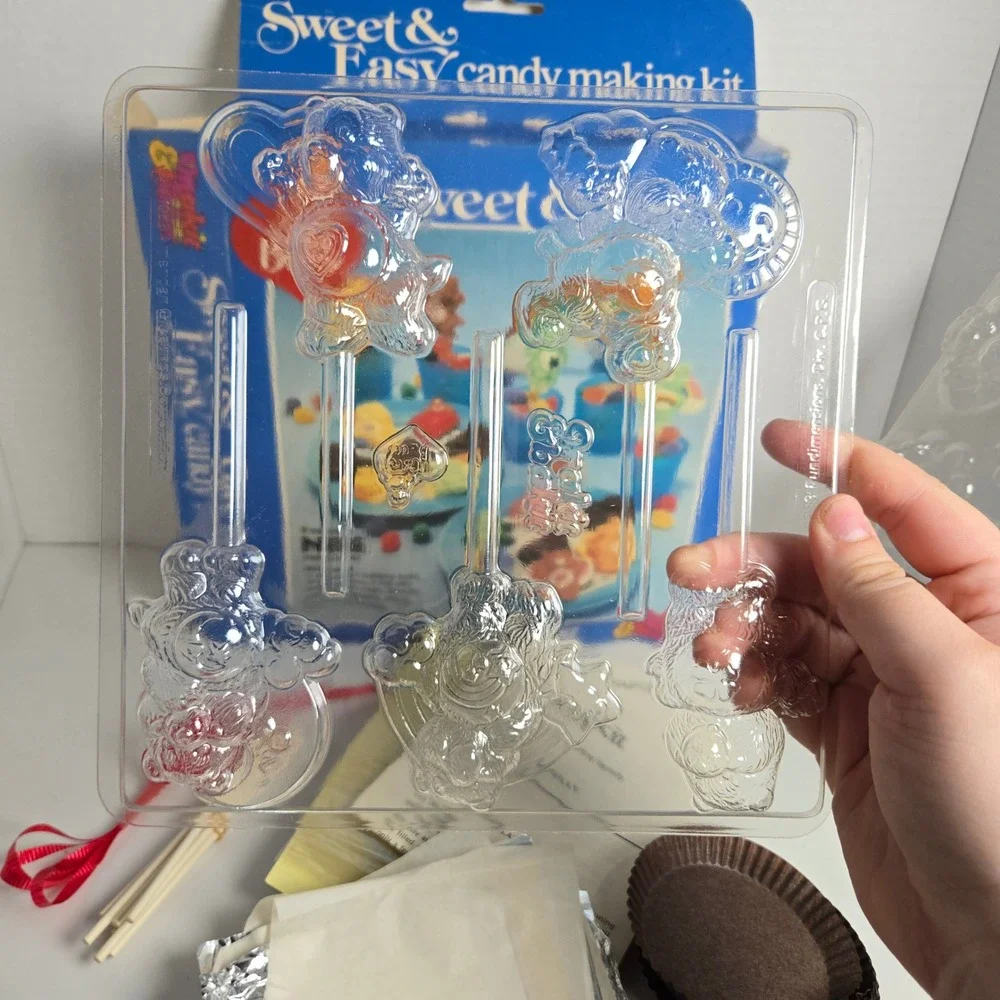 Vintage 1983 Sweet & Easy Care Bears Candy Making Kit Lollipop Mold Complete